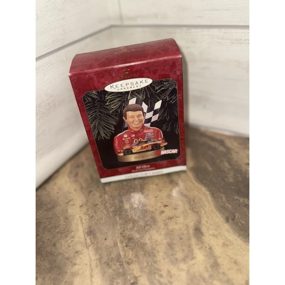 Hallmark keepsake Ornament Bill Elliott Stock‎ Car Champions Collector's Series